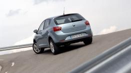 Seat Ibiza 2008 - tył - reflektory wyłączone