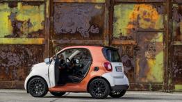 Smart fortwo III (2015) - widok z tyłu