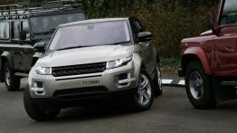 Land Rover Evoque - wersja 5-drzwiowa - widok z przodu