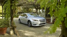 Subaru Legacy VI (2015) - widok z przodu