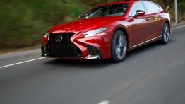 Samuraj w smokingu – nowy Lexus LS 500