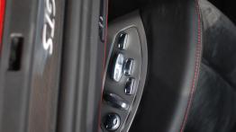 Porsche 911 Carrera 4 GTS - dotyk legendy