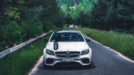 Mercedes-AMG E63 S 4MATIC+ - bestia, choć łagodna