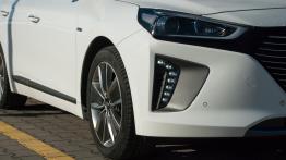 Hyundai Ioniq Hybrid – dokąd zmierzasz, technologio?