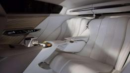 Peugeot HX1 - Koncept z butem