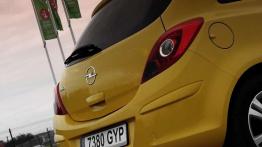 Jeszcze bez zmarszczek - Corsa D