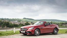 Mercedes-AMG SLC 43 (2016) - widok z przodu