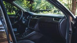 Skoda Octavia L&K - galeria redakcyjna - widok ogólny wn?trza z przodu