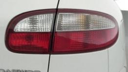 Daewoo Lanos - prawy tylny reflektor - wyłączony