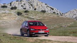 Volkswagen Golf VII Alltrack (2015) - widok z przodu