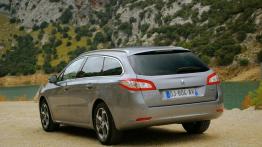 Peugeot 508 SW Facelifting BlueHDi - galeria redakcyjna - widok z tyłu