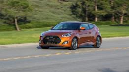 Hyundai Veloster Turbo 2016 - widok z przodu