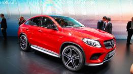 Geneva International Motor Show 2015 - samochody seryjne