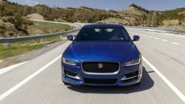 Jaguar XE 2.5t R-Sport Bluefire (2015) - widok z przodu