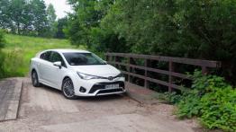 Toyota Avensis III Sedan Facelifting - galeria redakcyjna - prawy bok