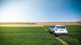 Jeep Renegade 1.4 MultiAir 140KM - galeria redakcyjna - widok z tyłu