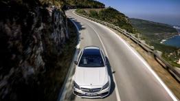 Mercedes-AMG C63 Coupe (2016) - widok z góry