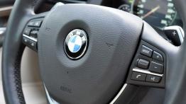 BMW Seria 7 F01 Sedan Facelifting 740d 313KM - galeria redakcyjna - kierownica