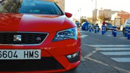 Seat Leon III Hatchback - galeria redakcyjna - przód - inne ujęcie