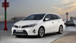 Toyota Auris II Hybrid Touring Sports (2013) - widok z przodu