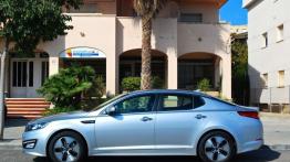 Kia Optima 2.0 DOHC HYBRID 190KM - galeria redakcyjna - lewy bok