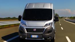 Fiat Ducato III Facelifting Furgon (2014) - widok z przodu