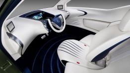 Nissan Pivo 3 Concept - widok ogólny wnętrza z przodu