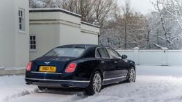 Bentley Mulsanne 2013 - widok z tyłu
