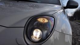 Alfa Romeo MiTo Hatchback 3d 1.4 TB MultiAir 16v 170KM - galeria redakcyjna - lewy przedni reflektor
