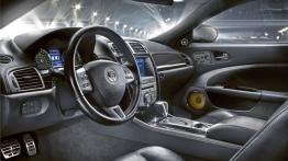Jaguar XKR-S - pełny panel przedni
