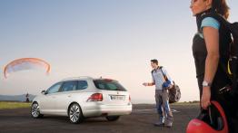 Volkswagen Golf VI Kombi - widok z tyłu