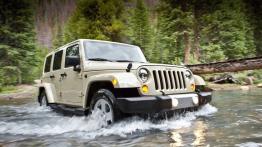 Jeep Wrangler 2011 - widok z przodu