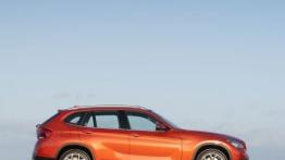 BMW X1 Facelifting - prawy bok