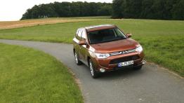 Mitsubishi Outlander III - widok z przodu
