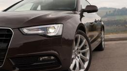 Audi A5 Sportback Facelifting w Szczawnicy - lewy przedni reflektor - włączony