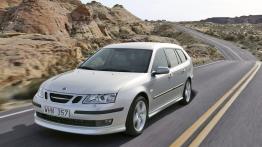 Saab 9-3 Sport Hatchback - widok z przodu