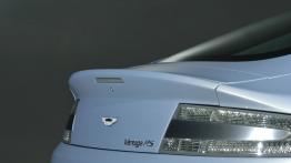 Aston Martin V12 Vantage RS - widok z tyłu