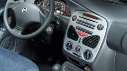 Fiat Palio Weekend - konsola środkowa