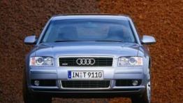 Audi A8 2002 - widok z przodu