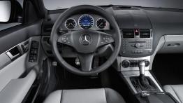 Mercedes Klasa C 2007 - kokpit