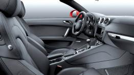 Audi TT 2007 Roadster - widok ogólny wnętrza z przodu