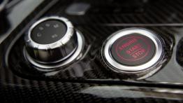 Mercedes SLS AMG Roadster 2012 - przycisk do uruchamiania silnika