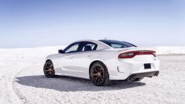 Dodge Charger SRT Hellcat (2015) - widok z tyłu