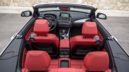 BMW 228i Cabrio (2015) - wersja amerykańska - widok ogólny wnętrza