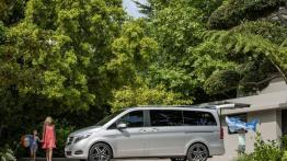 Mercedes klasy V (2014) - lewy bok