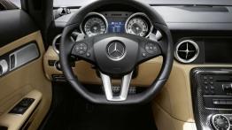 Mercedes SLS AMG Roadster 2012 - kokpit