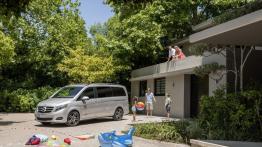 Mercedes klasy V (2014) - lewy bok