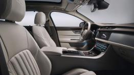 Jaguar XF Sportbrake - ładny i praktyczny