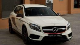 Mercedes-Benz GLA - większe możliwości