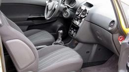 Jeszcze bez zmarszczek - Corsa D